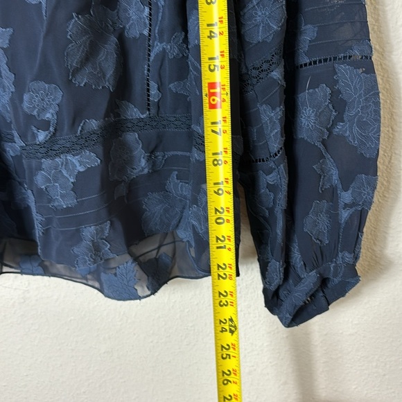 Joie Chaylse Top Dark Navy Blue Floral Sheer Popoever Sz XS - Picture 12 of 13